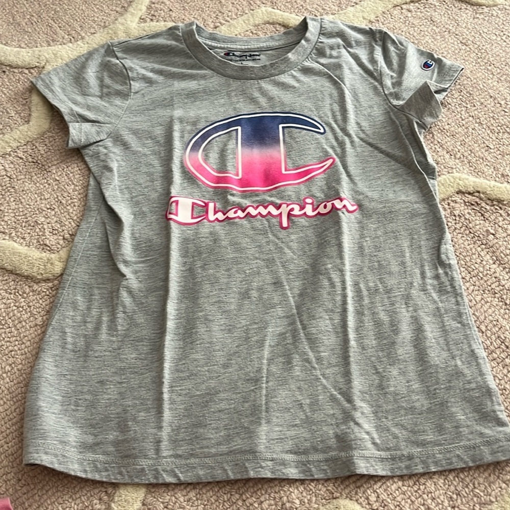 Champion t-shirt